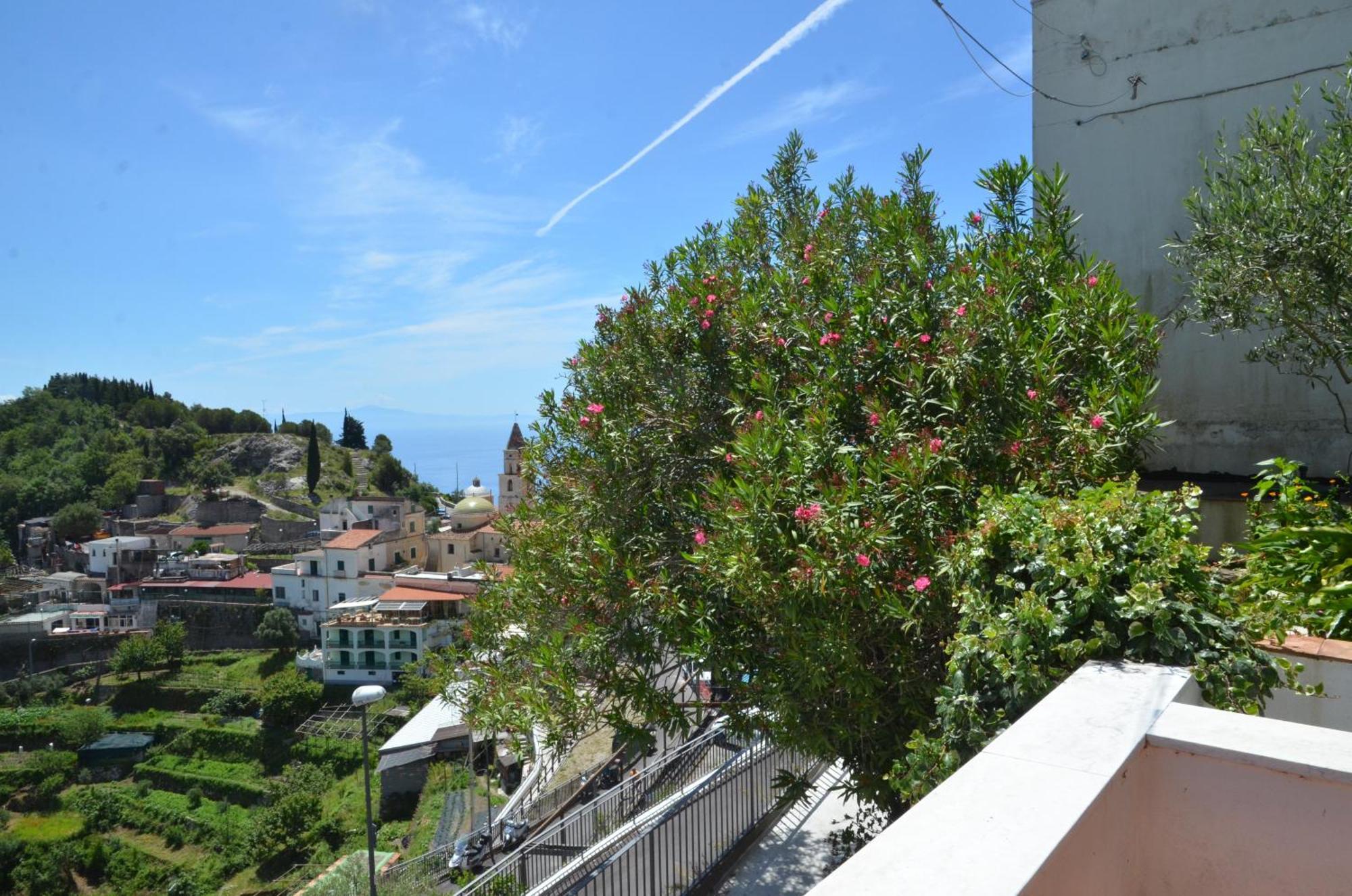 Aparthotel Amalfi Hills Chambre photo